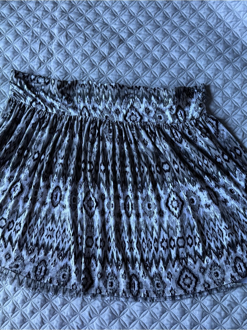 Lane Bryant Black and Gray Patterned Mini Skirt 22/24